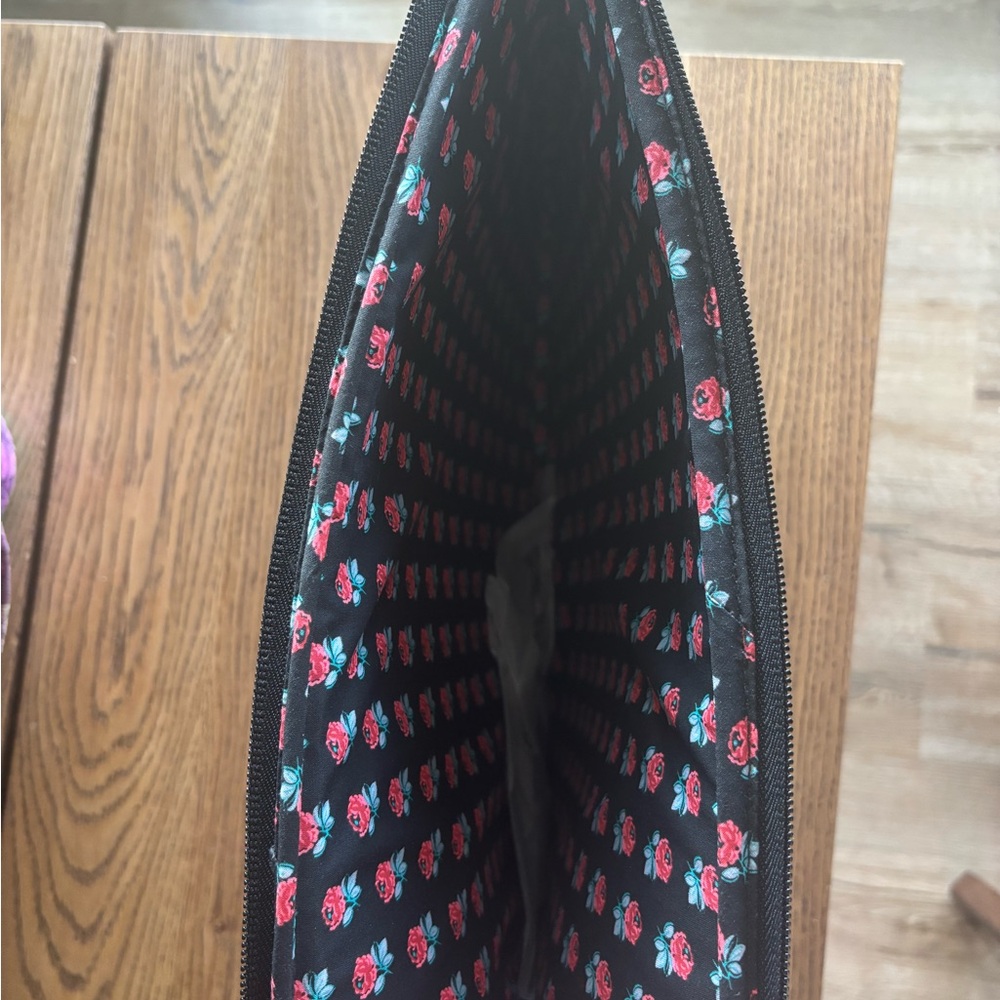Vera Bradley Black Laptop Sleeve - Picture 2 of 4